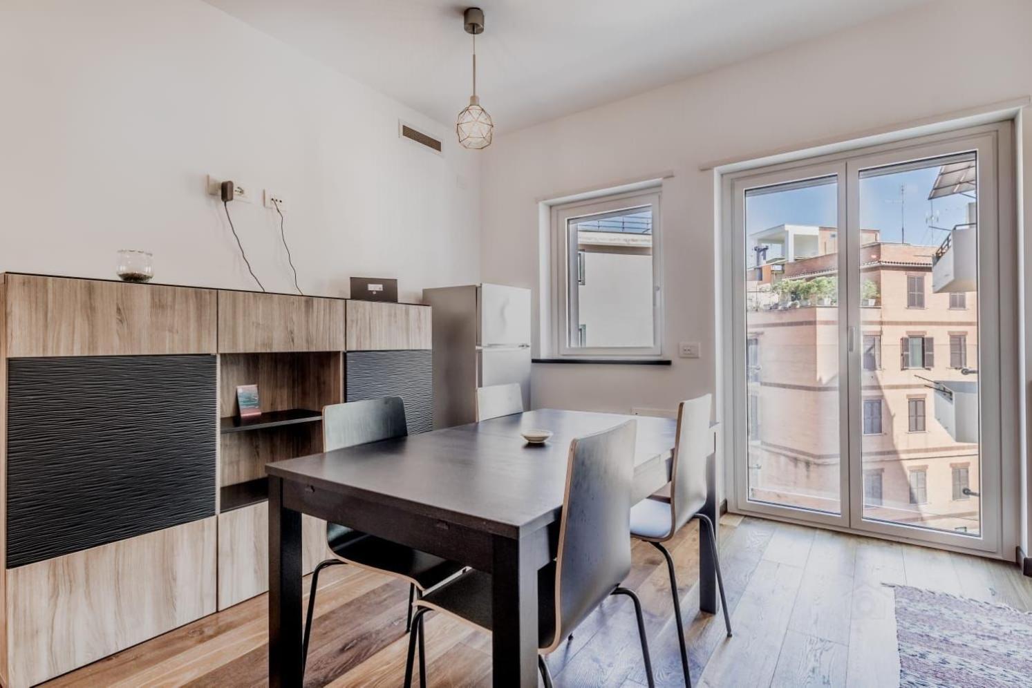 Monteverde Sunny Apartment ローマ エクステリア 写真
