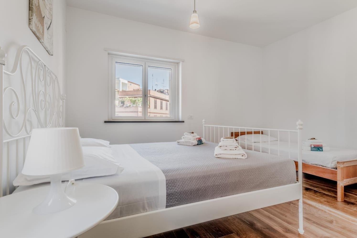 Monteverde Sunny Apartment ローマ エクステリア 写真