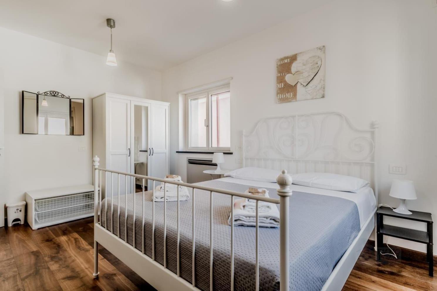 Monteverde Sunny Apartment ローマ エクステリア 写真